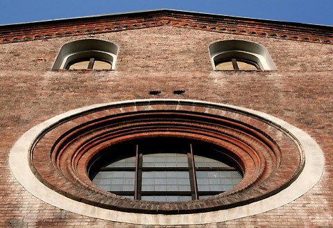 faces_in_buildings7.jpg