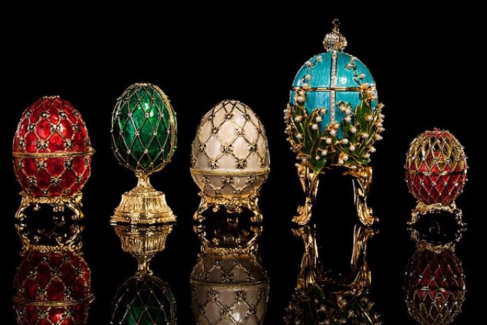 famous-easter-eggs-by-faberge-in-st-petersburg-1538267810.jpg