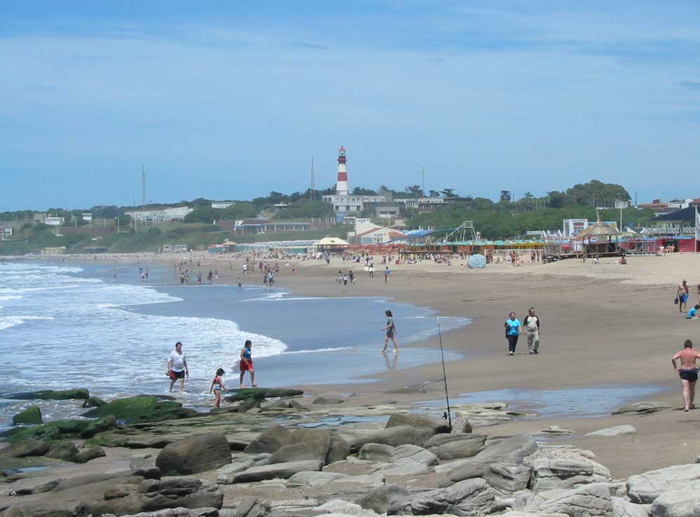 Faro%20Mogotes%2003.jpg