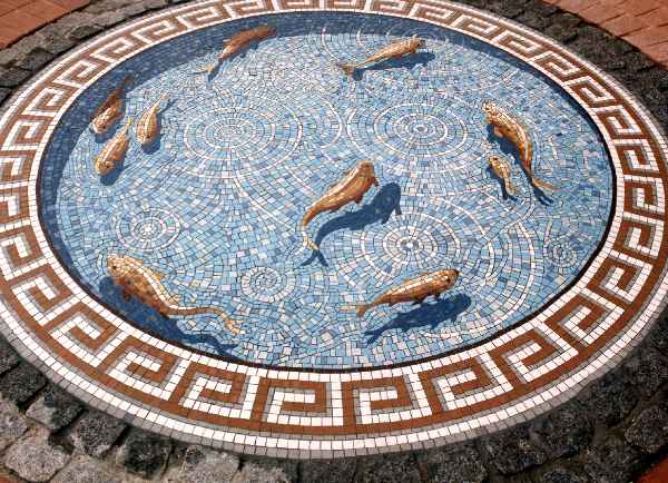 fishpond400a.jpg