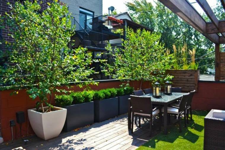 flores-bonitas-plantas-balcon-opciones-macetas.jpg