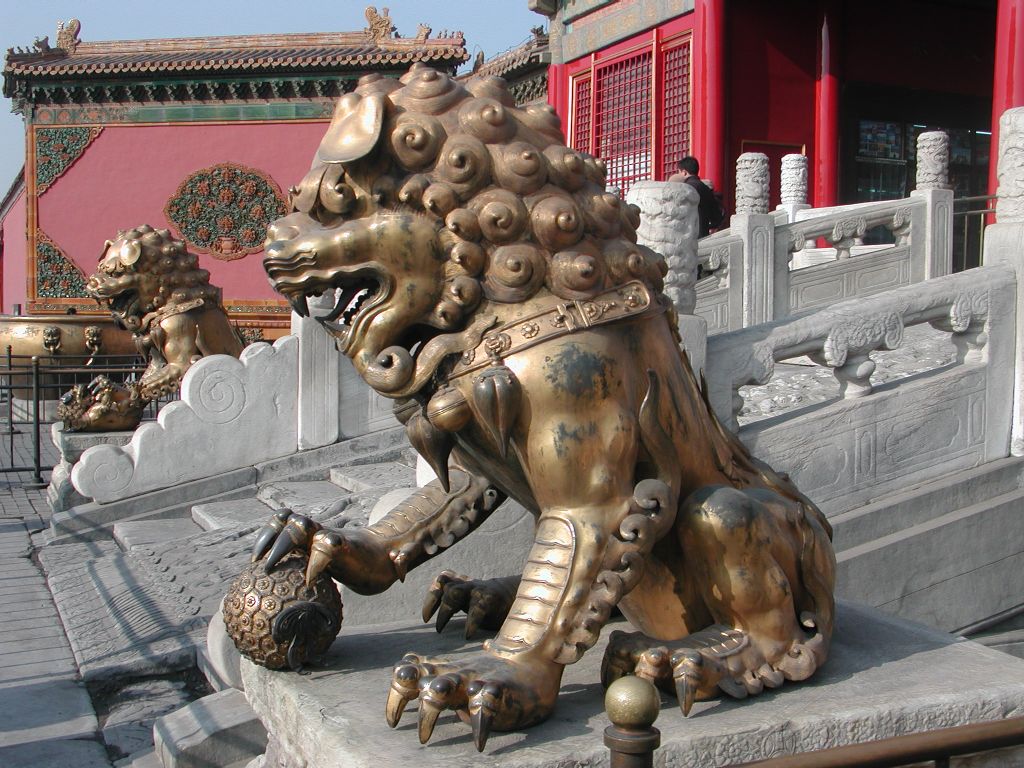 Forbidden_City_Imperial_Guardian_Lions.jpg