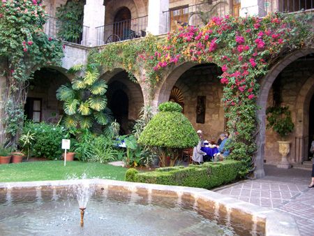 Fotos-de-patios-coloniales.jpg