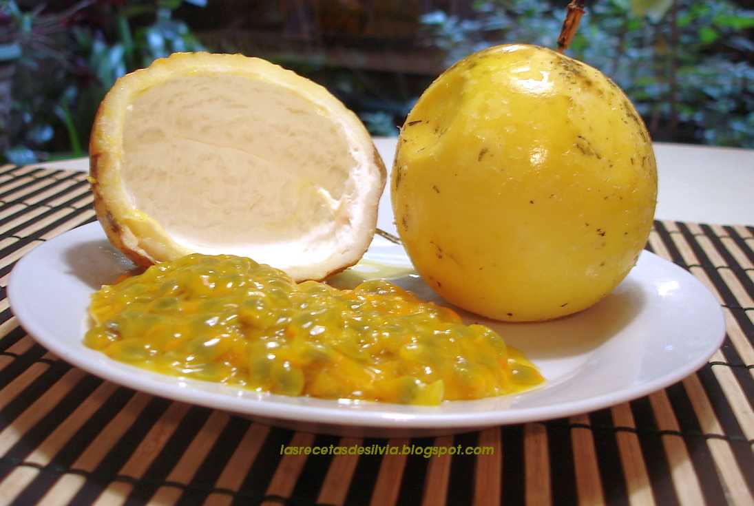 fruto+y+pulpa+de+maracuya.jpg