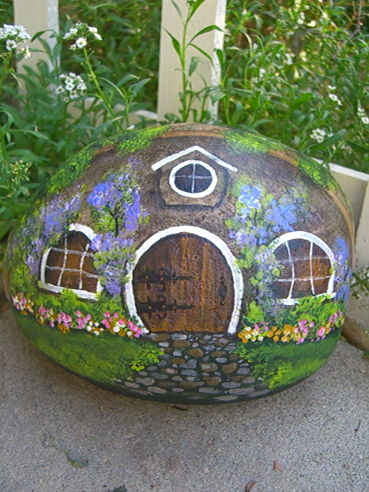 hobbit+house+MyGardenRocks+etsy.jpg