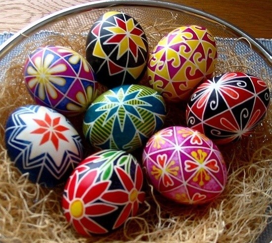 huevos-de-pascua-decorados-de-fantasia.jpg
