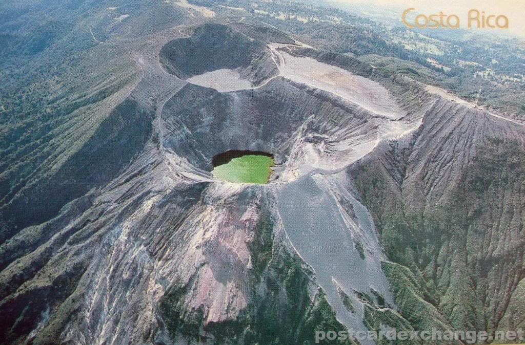 irazu-crater_zpsefebad52.jpg