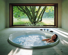 jacuzzi_bathtub_2.jpg