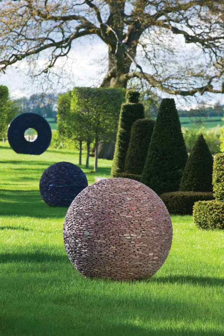 jardines-esculturas-sencillos-conceptos-manualidades.jpg