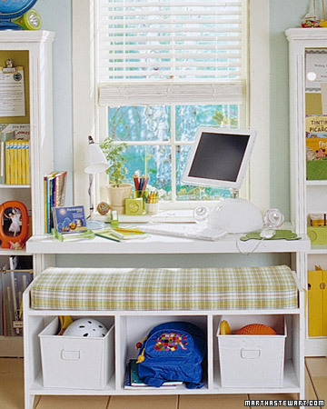 kids_rooms_desk_xl.jpg