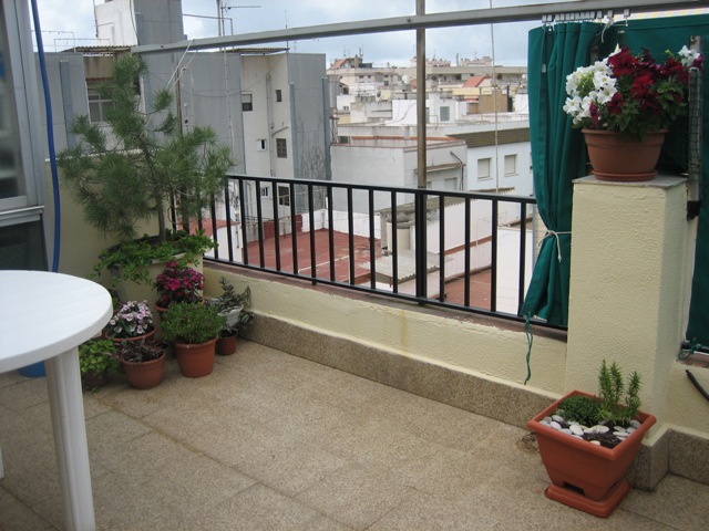 klz1212352140a.JPG
