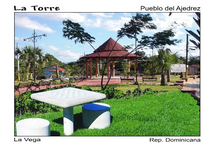la-torre-pueblo-ajedrez-10-mesa-cemento-gris-postaltexnegro2.jpg