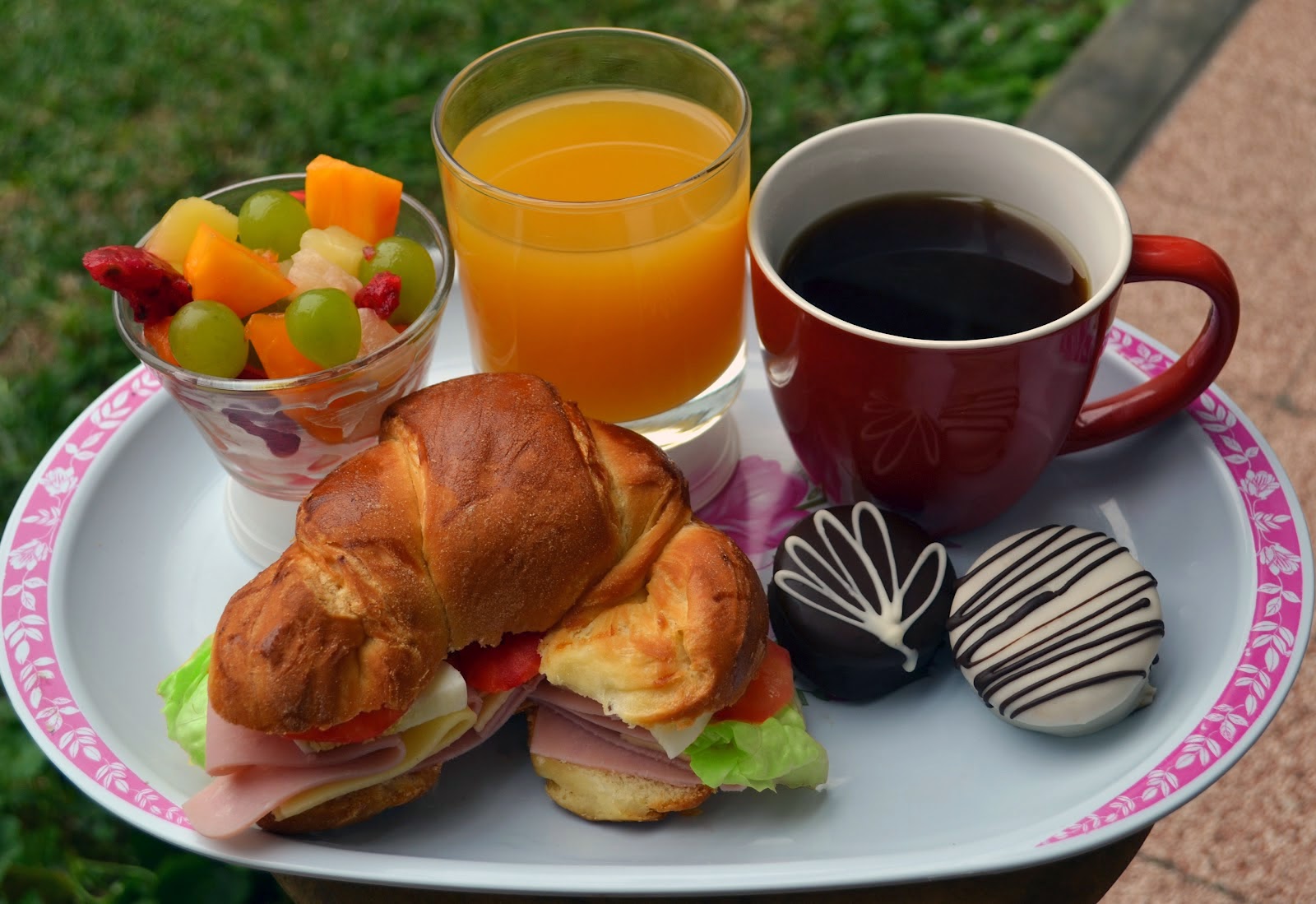 medialunas%2Bdesayuno.jpg