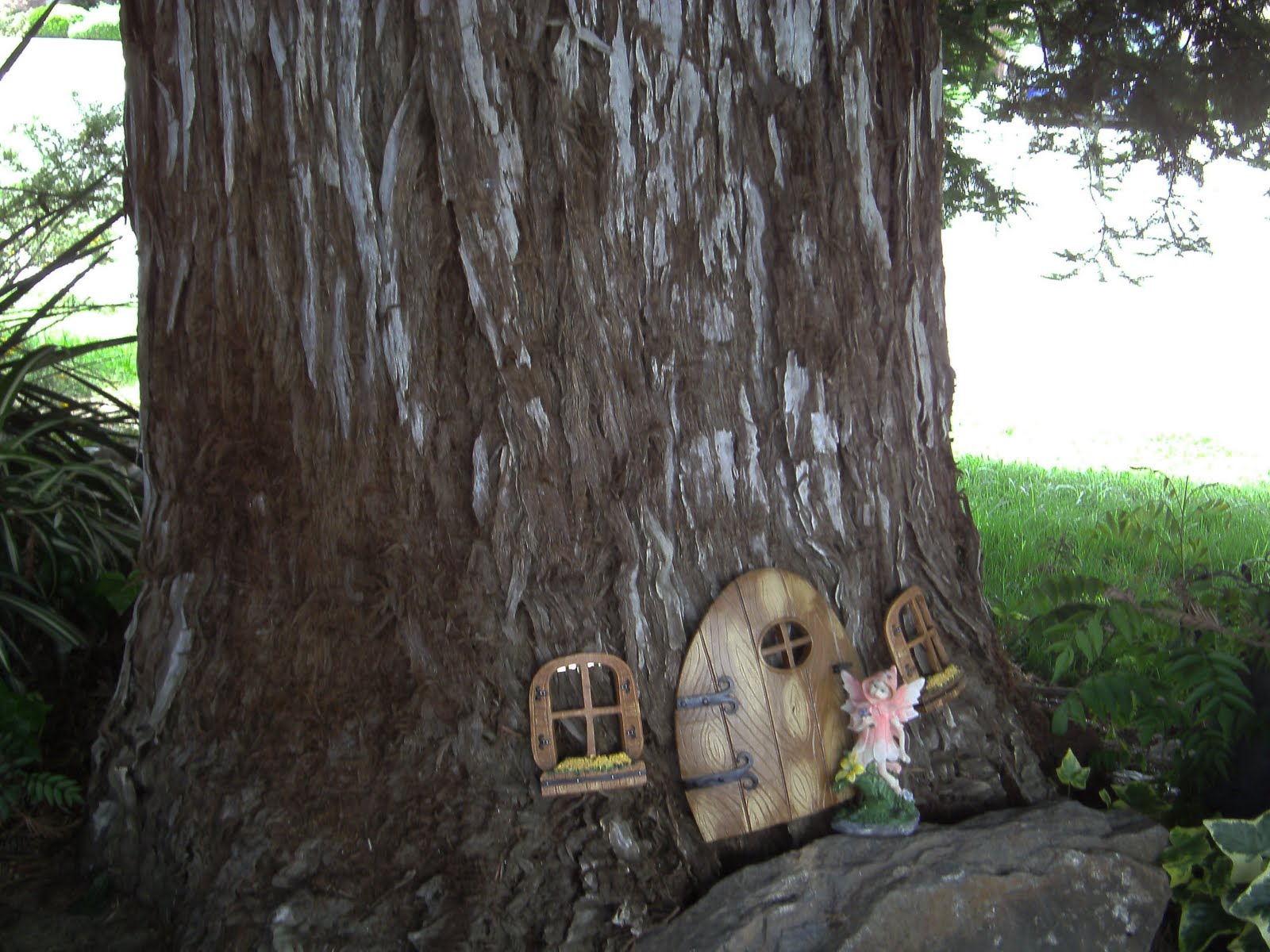 Mother%2527s%2BDay%2B%2526%2Bfairy%2Bgarden%2B018.JPG