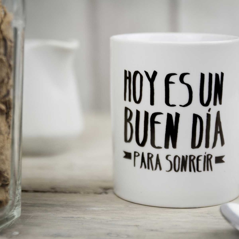MRWONDERFUL_SEMANA-24012013_TAZA-BUEN-DIA-SONREIR_03.jpe