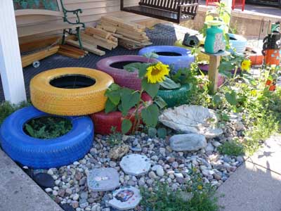 neumaticos-pintados-jardin.jpg
