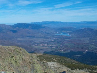 normal_Embalse%20y%20Valle%20de%20Rascafria%20desde%20Pe%F1alara.JPG