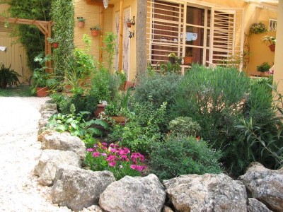 normal_jardin%20delantero%20014.jpg