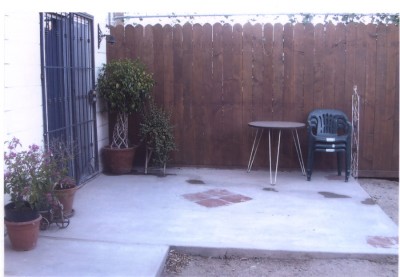 normal_mi%20jardin%20lado%20izquierdo.jpg