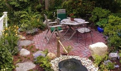 normal_patio%20and%20fountainaftera.JPG