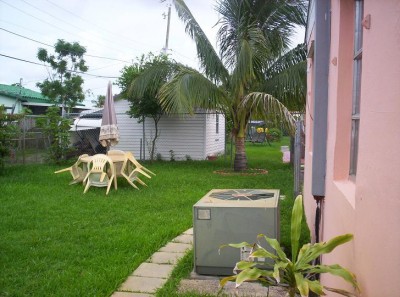 normal_Patio5.JPG