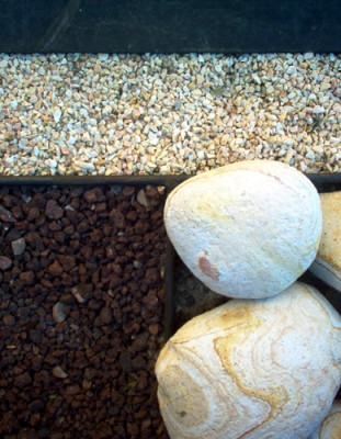 normal_piedragravachaponmadera1.jpg