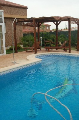 normal_piscina%7E0.JPG