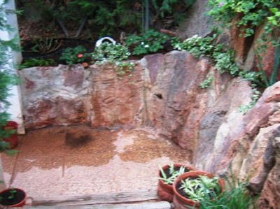 normal_puertajardin.JPG
