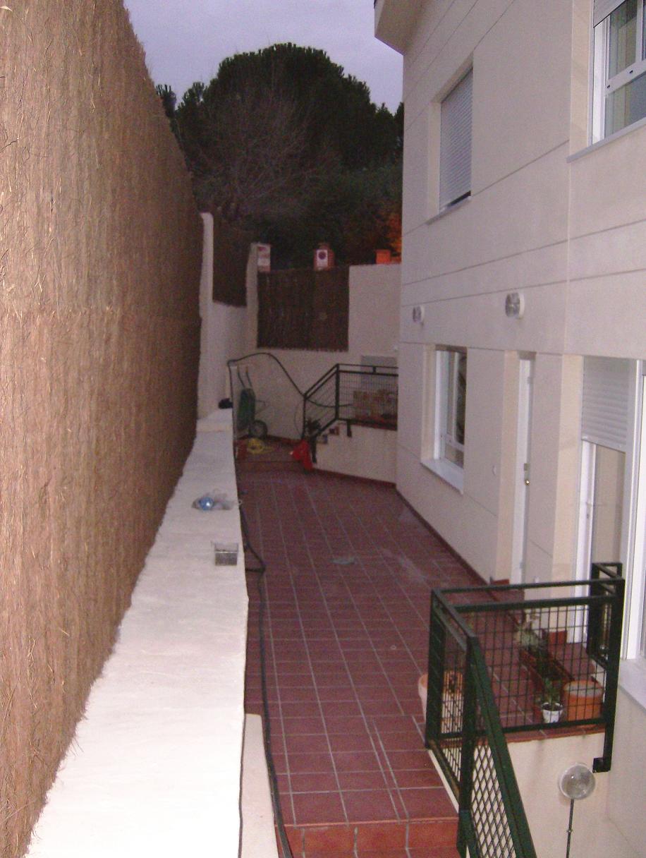 opt1212249698y.JPG