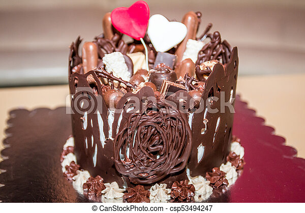 pastel-chocolate-foto-almacenada_csp53494247.jpg