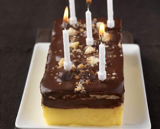 pastel-de-chocolate-mango-y-coco.jpg