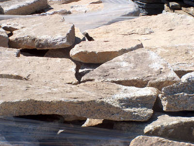 piedraresuelo.jpg