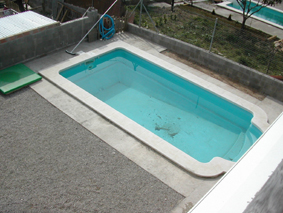 Piscina%201.jpg