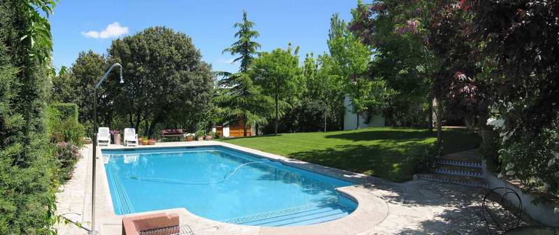 Piscina_01%7E0.jpg