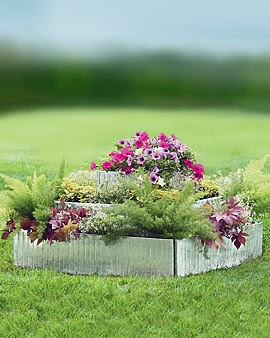 planter+-+garden+planter+-+garden+-+gardening+-+garden+ideas+-+flower+box+-+flowersvia+pinterest.jpg