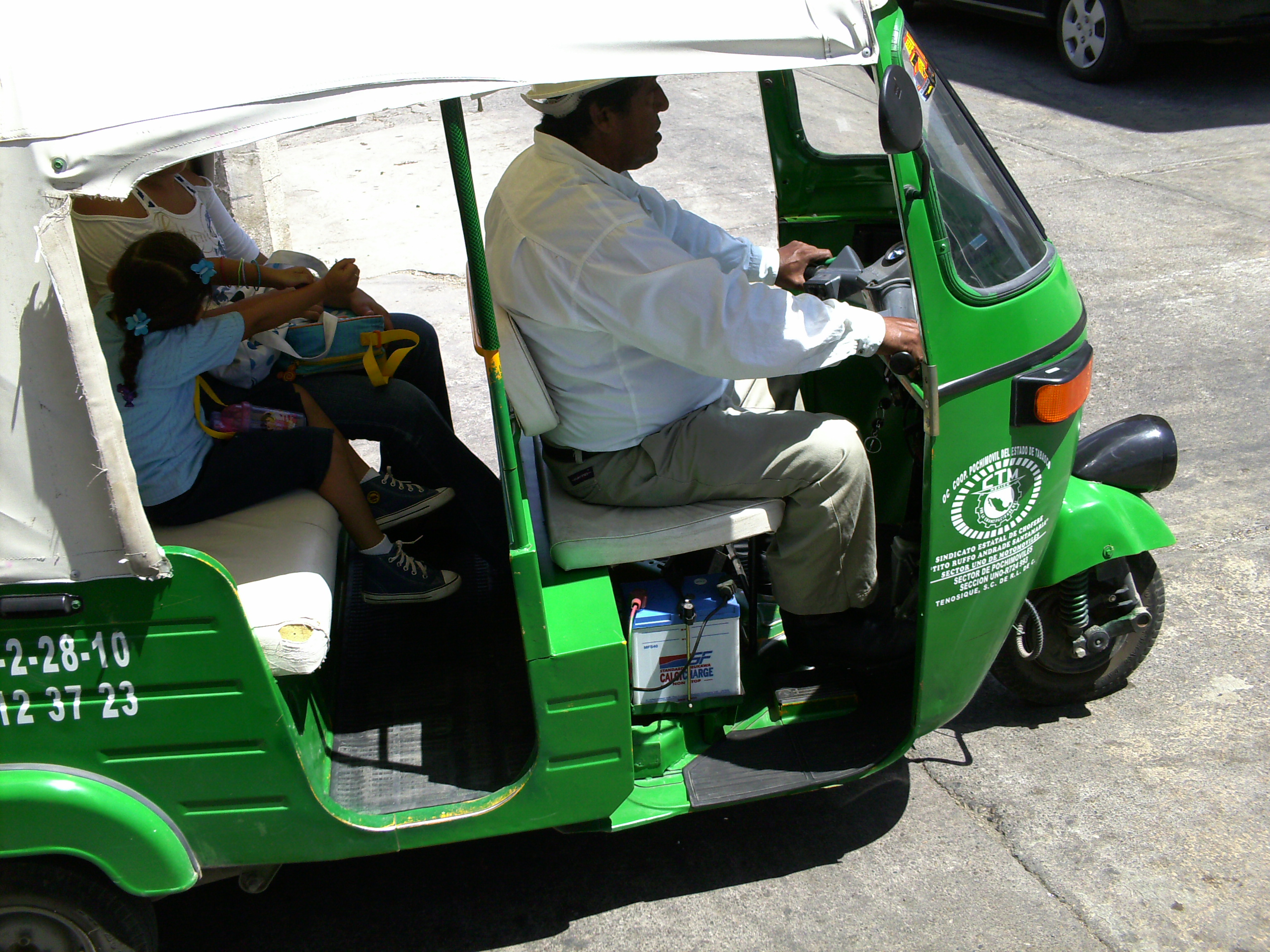 pochimoviles.jpg