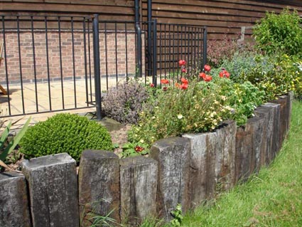 Railway_sleepers_at_Kneeton_010_WEB.jpg