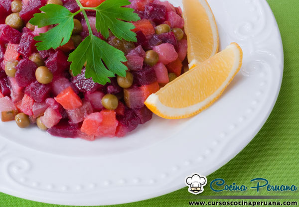 recetas-de-ensalada-rusa-peruana.jpg