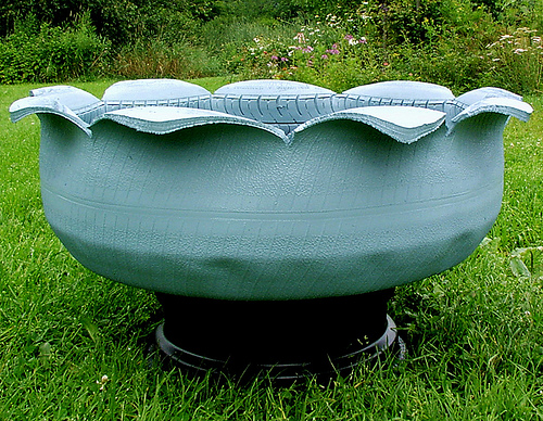 recycled-tire-planter-green.jpg