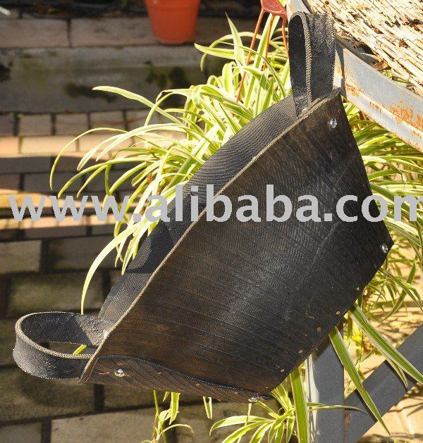 Recycled_Tire_Basket.jpg