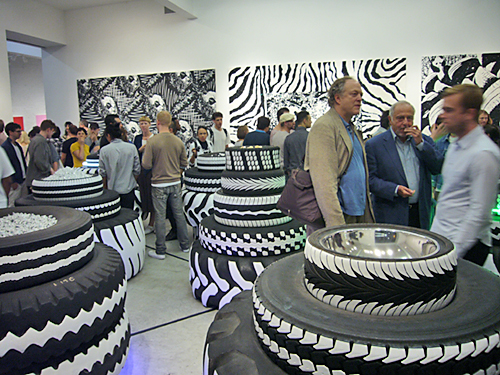 Rob-Pruitt-Installation-View1.jpg
