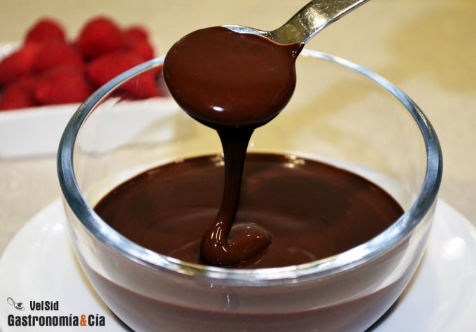 salsa_choco_light2.jpg