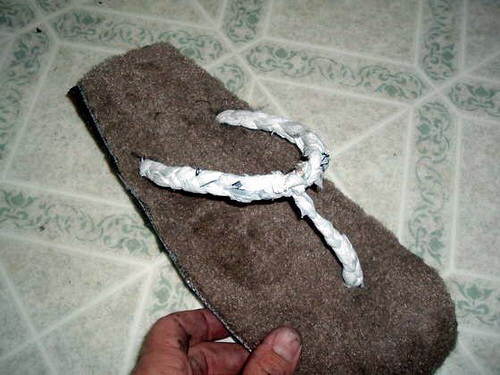 sandalias-neumaticos-12.jpg