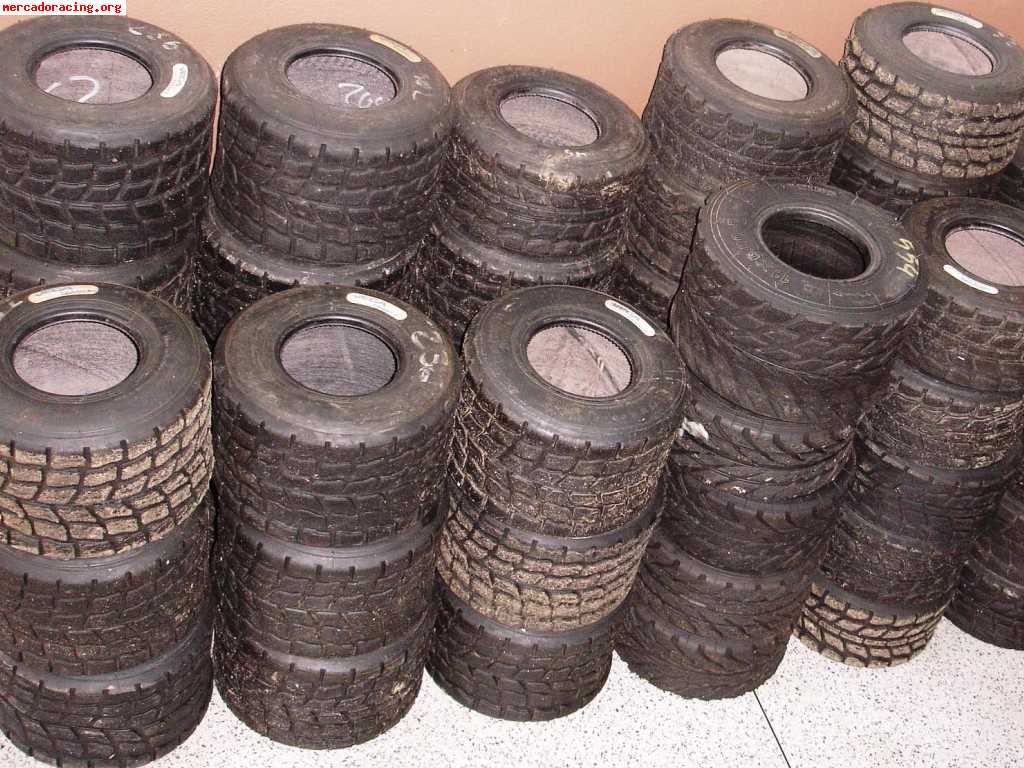 se-vendem-neumaticos-para-kart-usados.jpg