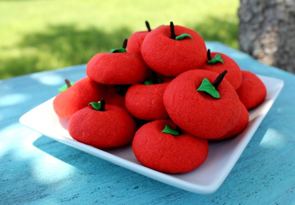 Stack-of-Apples-600x416.jpg