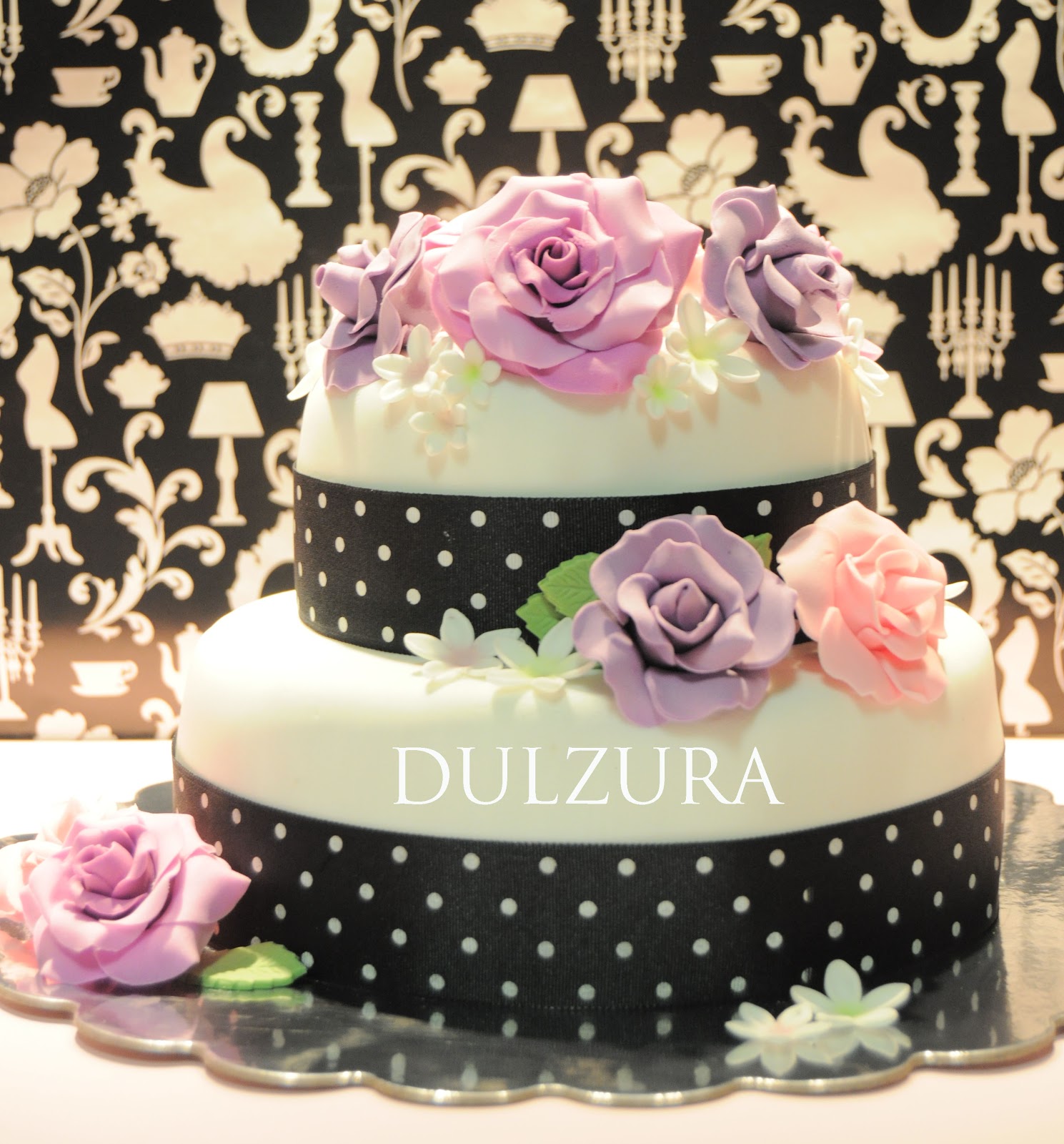 TARTA+FONDANT+ROSAS+Y+JAZMINES.jpg