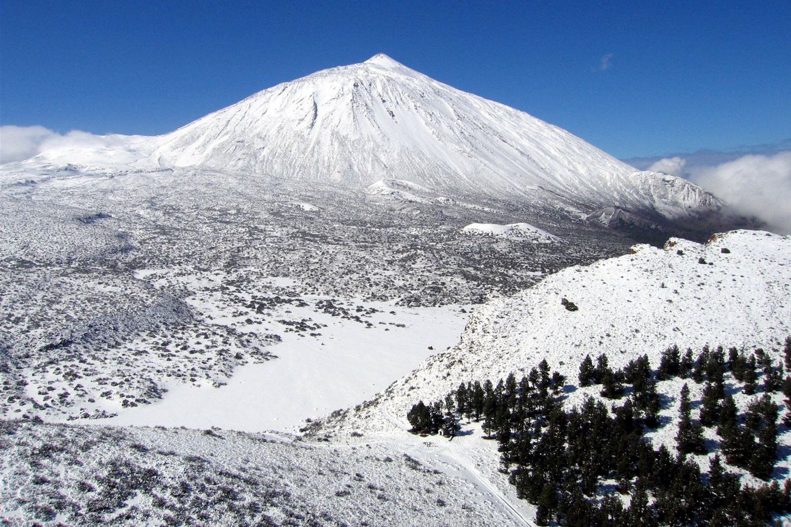 Teide-nevado-2007_0.jpg