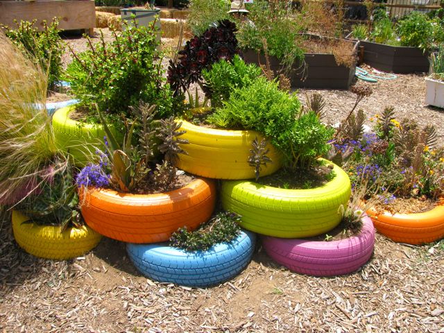 Tire%20garden%203.jpg