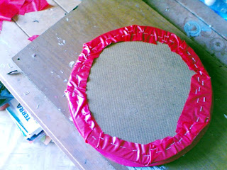 trona-pouf-foderare-sparapunti-design-arredamento-interni-ecosostenibile-blog-fabietto%2527s-art.JPG