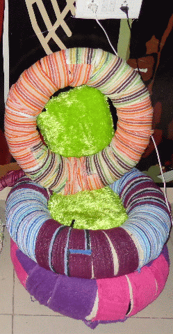 tubetyrechair.gif